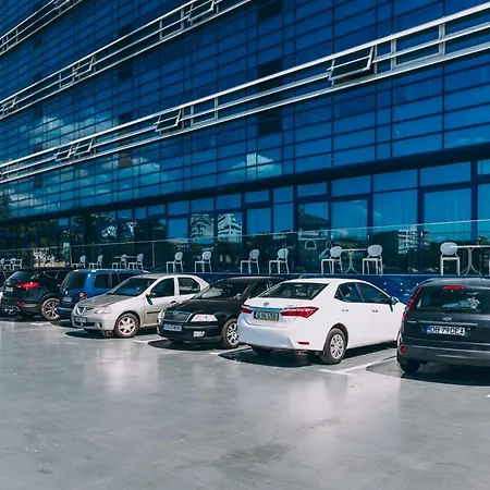 Готель Ramada By Wyndham 4*