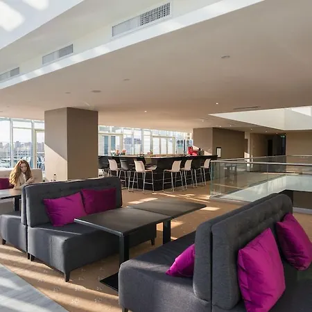 Готель Ramada By Wyndham 4*