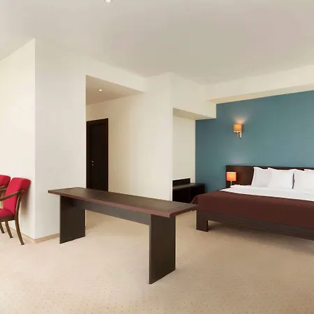 Ramada By Wyndham